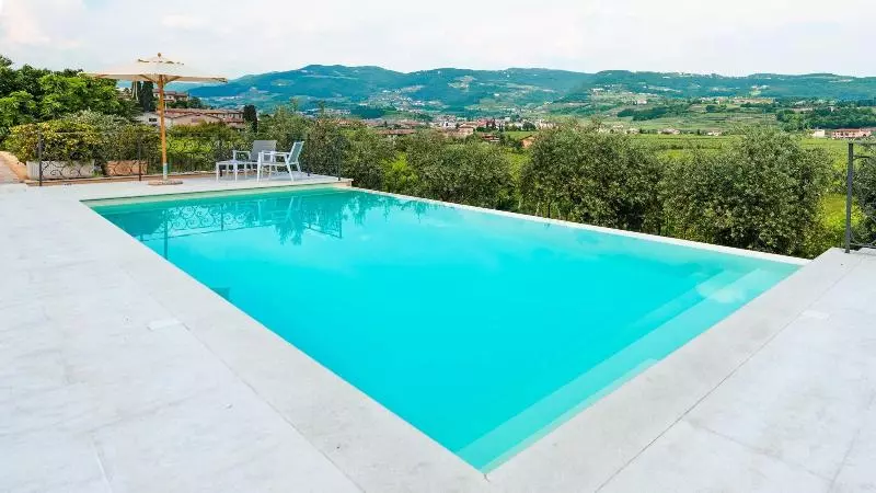 هتل Villa Moron