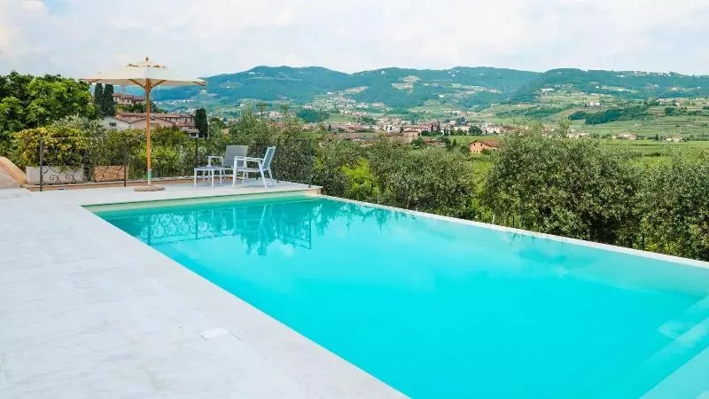 هتل Villa Moron