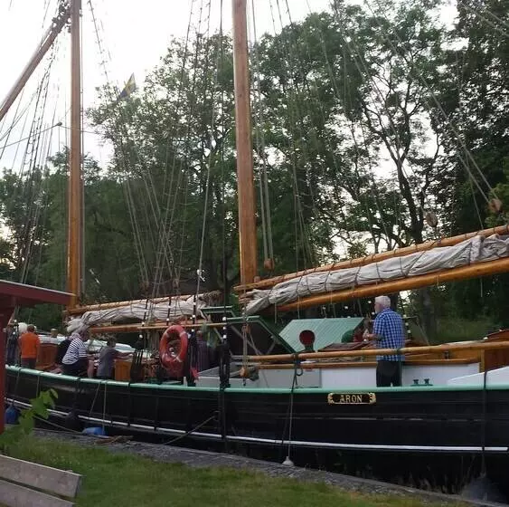 هاستل Wassbacken Cafè Och Camping