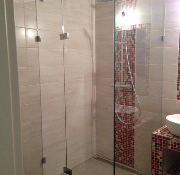 تختخواب و صبحانه Gästezimmer Hille