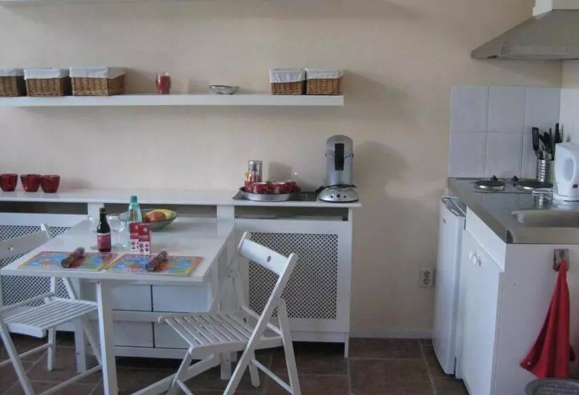 تختخواب و صبحانه Quarenta Studio