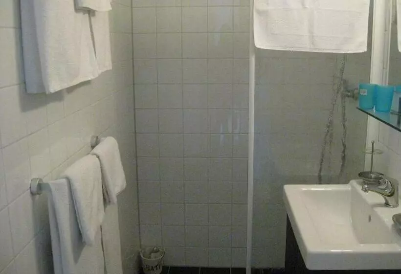 تختخواب و صبحانه Quarenta Studio