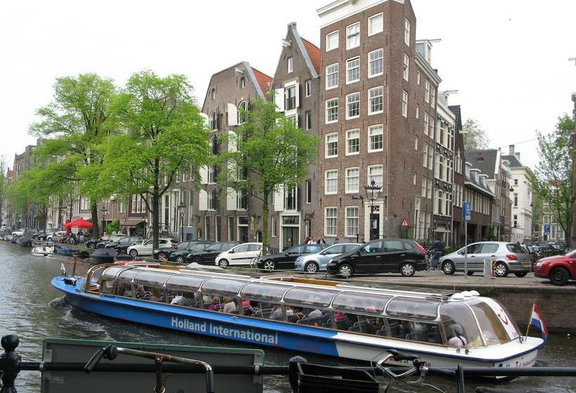 Bed and Breakfast Sir Nico Guest House