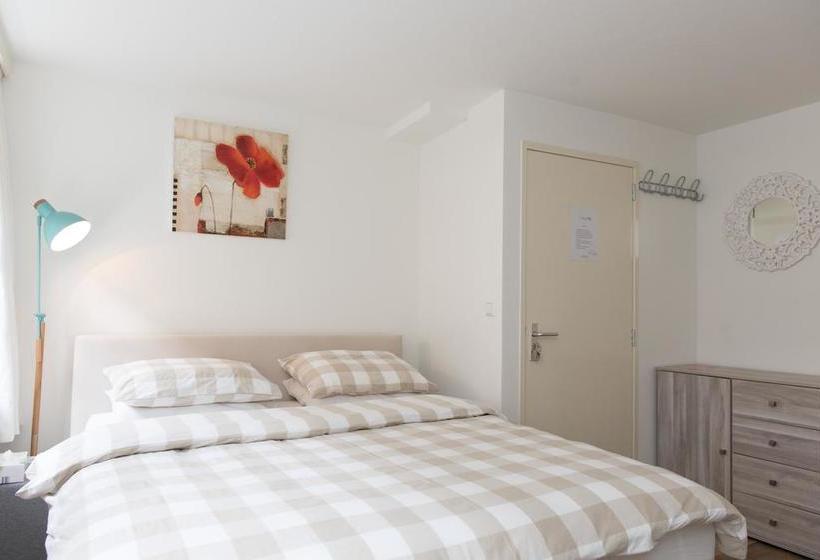 Bed and Breakfast Sir Nico Guest House