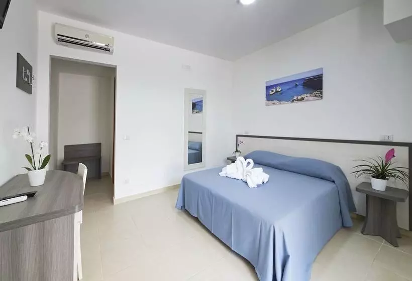 Hotelli Alba Azzurra