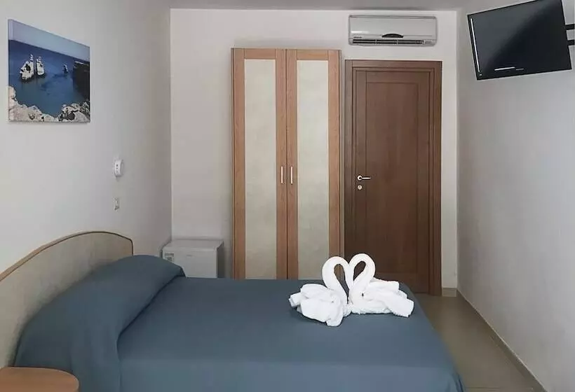 Hotelli Alba Azzurra