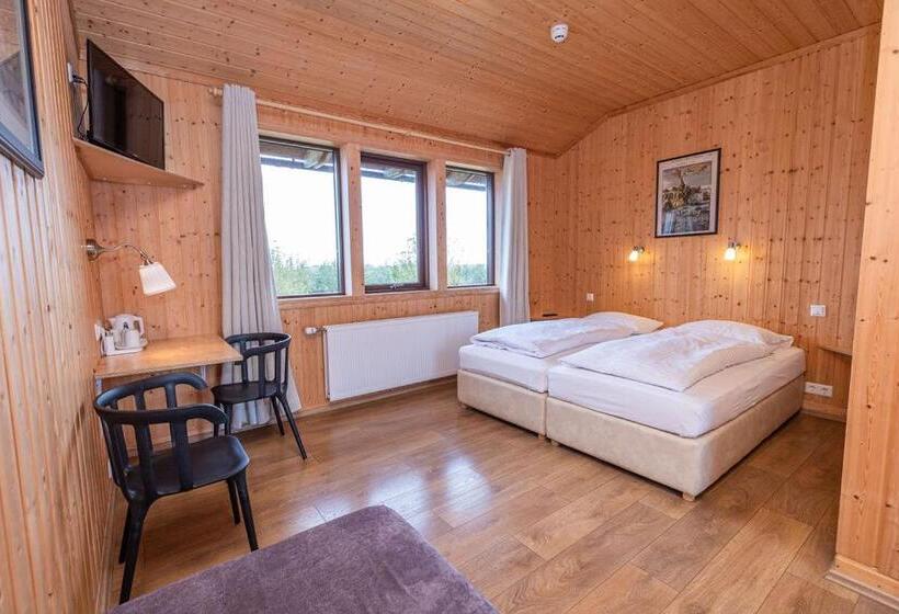 هتل Arnanes Country