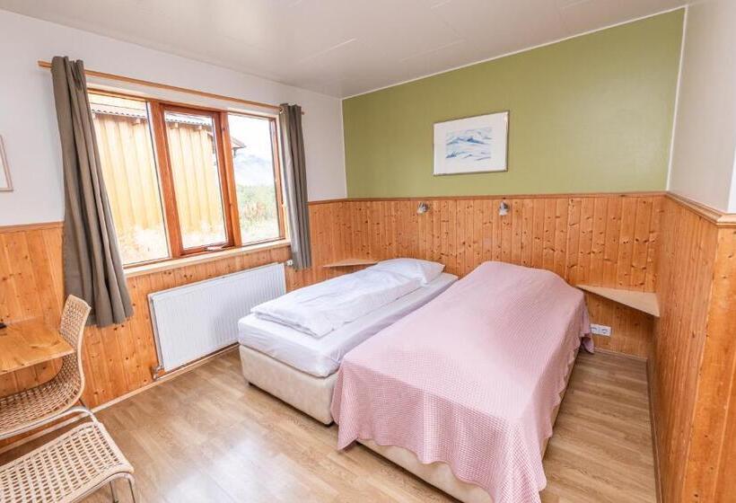 هتل Arnanes Country