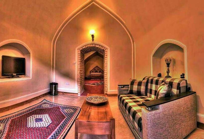 هتل Laleh Bistoon