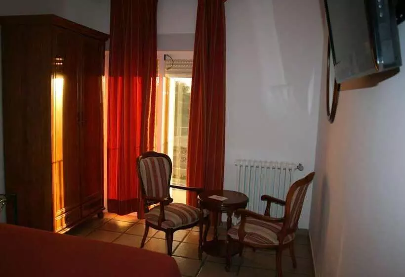 Hotelli Mirador Del Ermitage