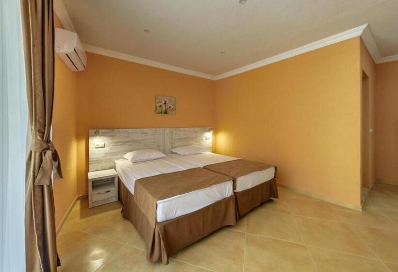 ホテル Riva Park   All Inclusive