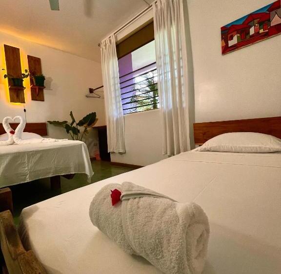 هتل Villas Jacquelina