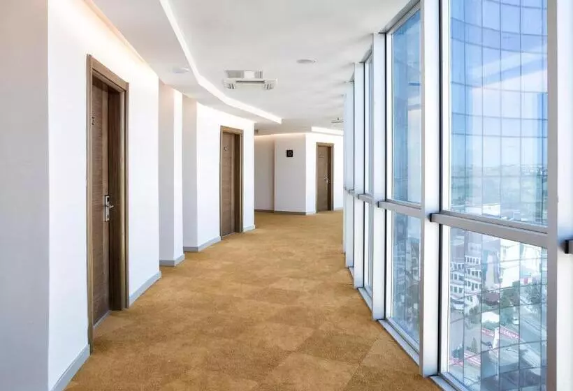 Ramada Hotel By Wyndham Edirne