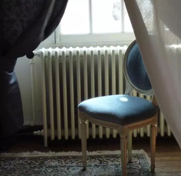 ベッドアンドブレックファースト Les Chambres D Hôtes De Luneil