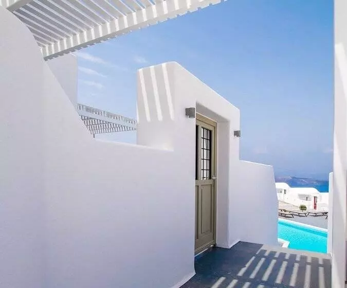 Hotelli Cape 9 Villas & Suites