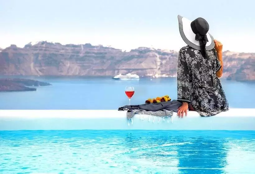 Hotelli Cape 9 Villas & Suites