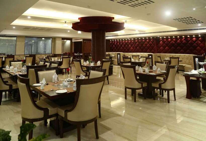 هتل Clarion Inn Amps