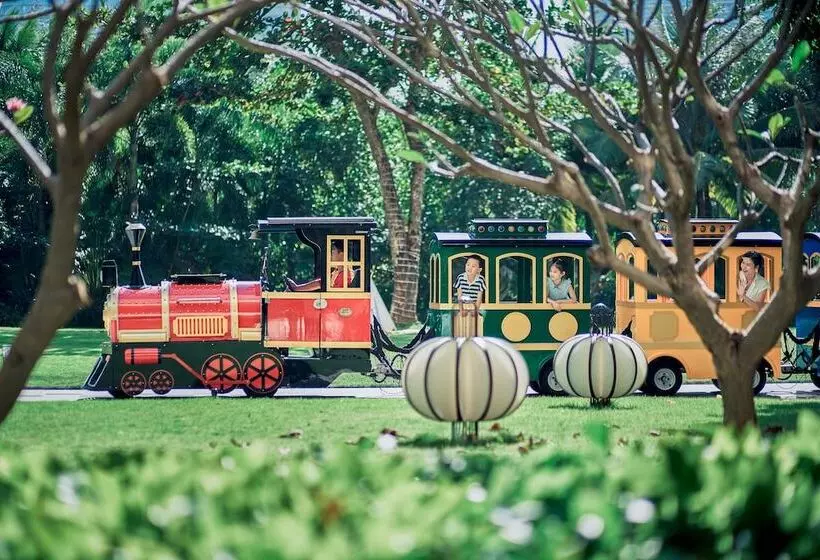 ホテル Crowne Plaza Sanya Haitang Bay Resort, An Ihg