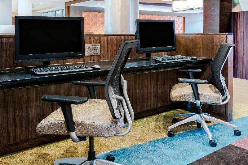 فندق Fairfield Inn & Suites By Marriott Van