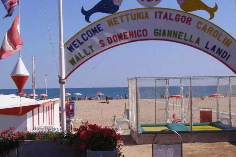 هتل Giannella