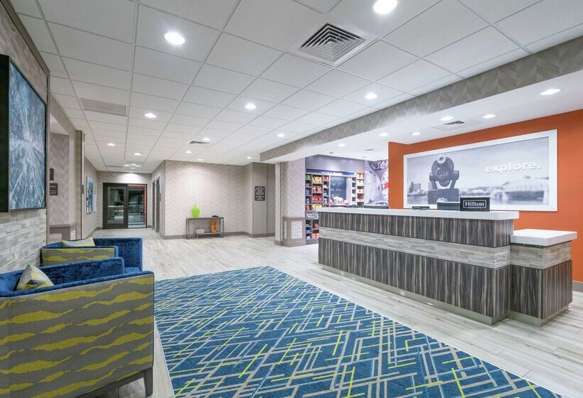 Отель Hampton Inn & Suites Glenarden/washington Dc