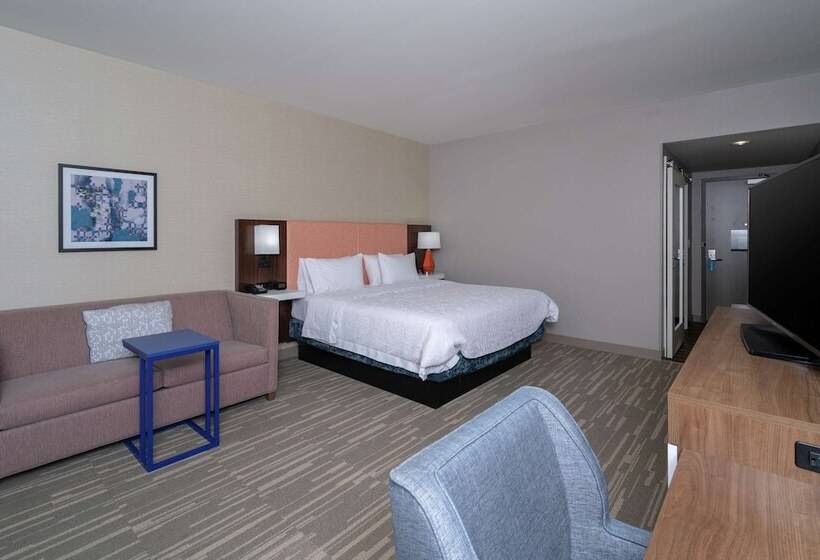 Отель Hampton Inn & Suites Glenarden/washington Dc