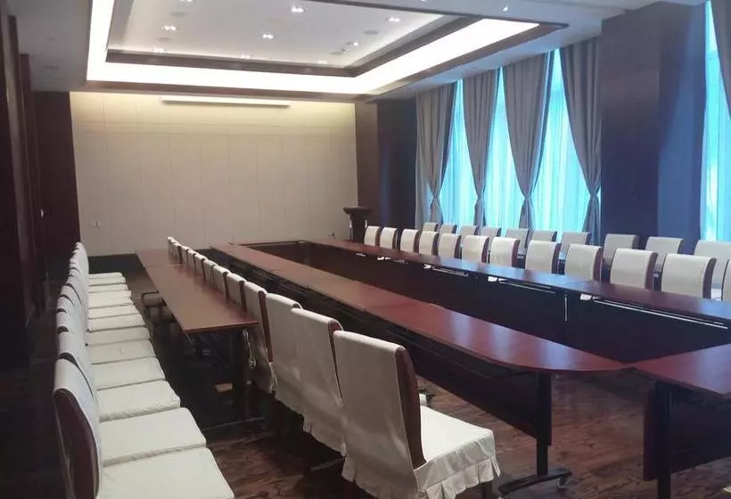 ホテル Howard Johnson Huaihai Resort Lushan