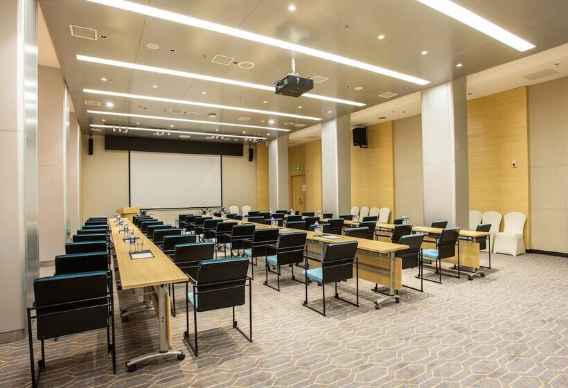 בית מלון כפרי Ibis Styles Changsha International Exhibition Center