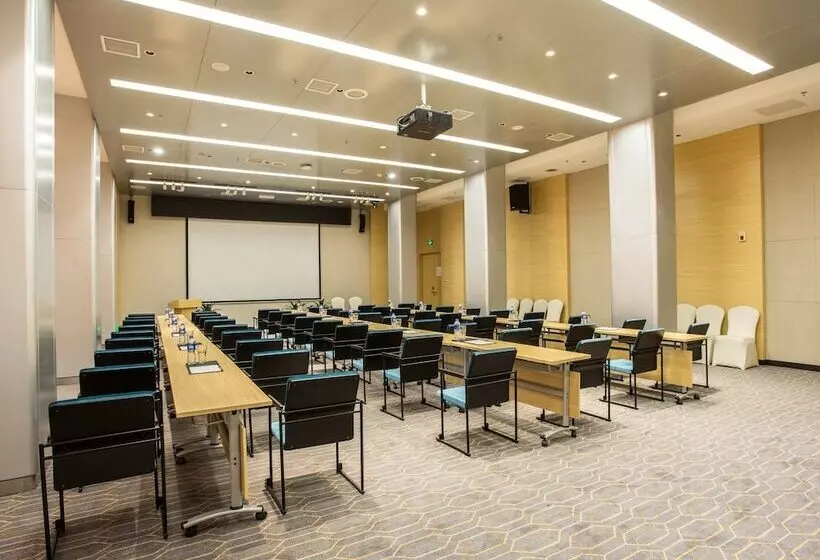 ホテル Ibis Styles Changsha International Exhibition Center