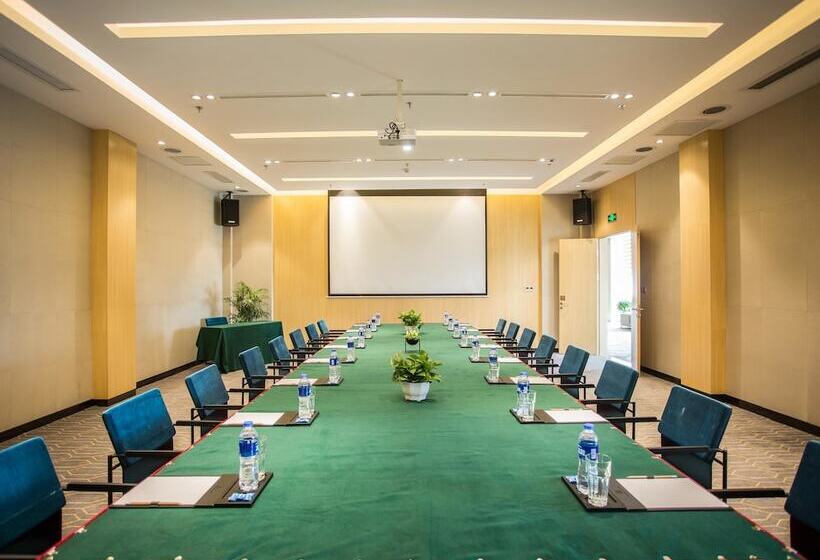 בית מלון כפרי Ibis Styles Changsha International Exhibition Center