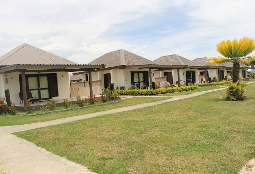 فندق Landers Bay Resort & Spa Fiji   Adults Only