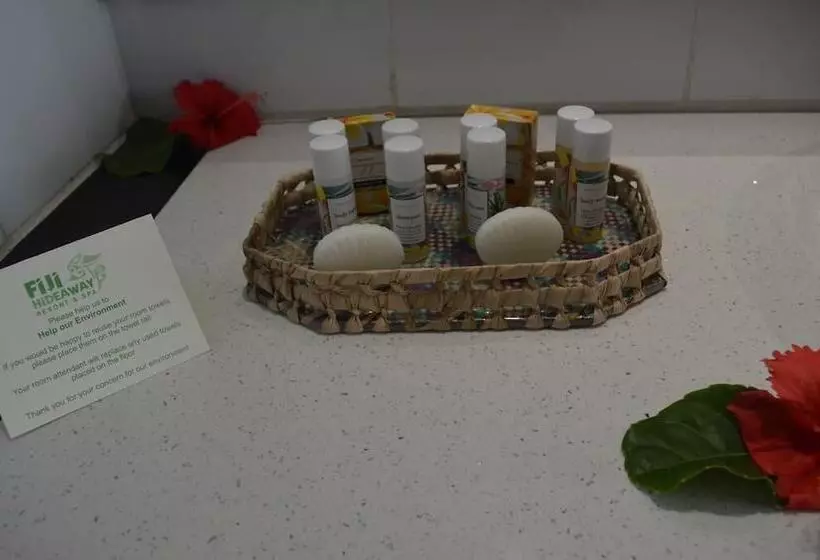 Hotelli Landers Bay Resort & Spa Fiji   Adults Only