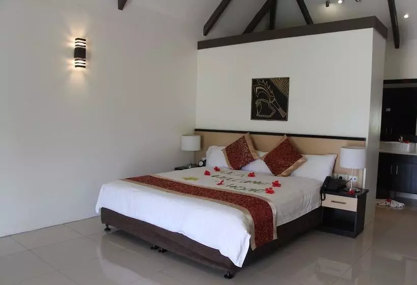 Hotelli Landers Bay Resort & Spa Fiji   Adults Only