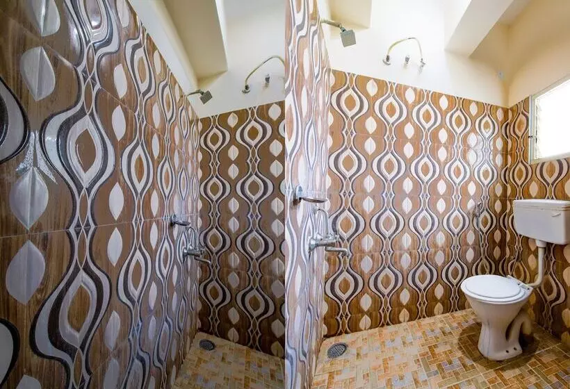 هتل Lusia Inn