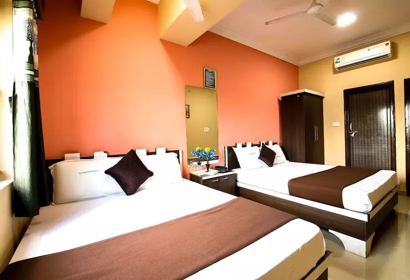 هتل Lusia Inn