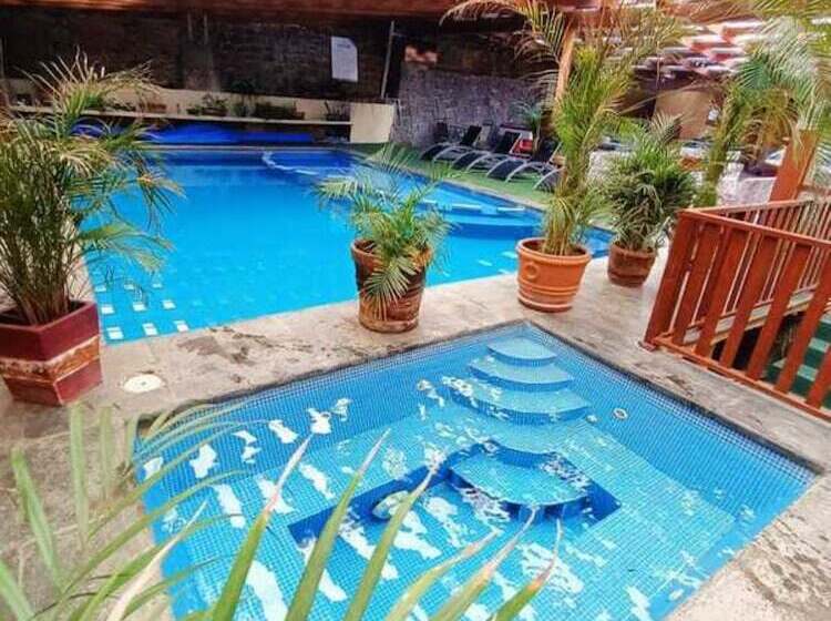 فندق Quinta La Huerta