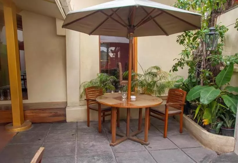 هتل Sala Boutique