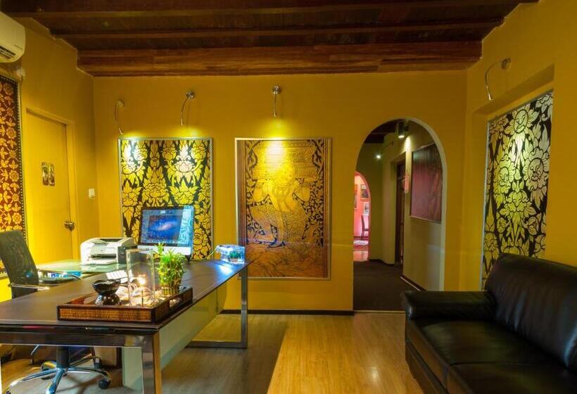 هتل Sala Boutique