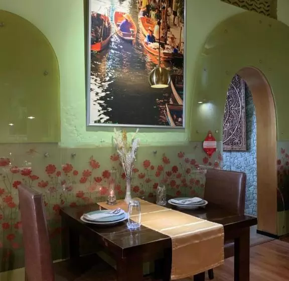 هتل Sala Boutique