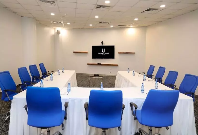 هتل Ubumwe Grande