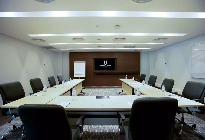 هتل Ubumwe Grande