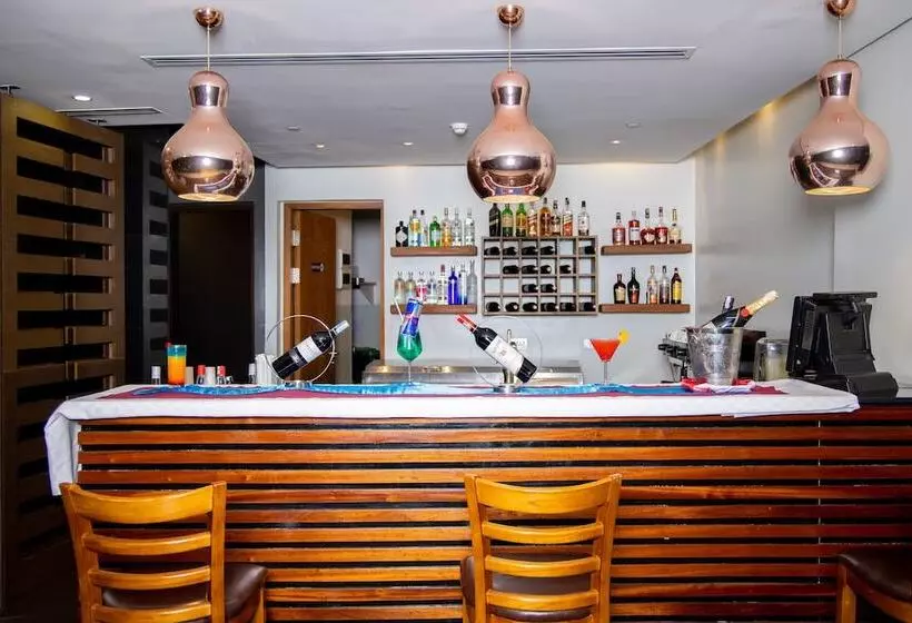 هتل Ubumwe Grande