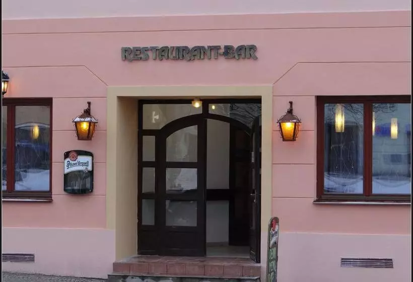 Hotelli Zlatý K í