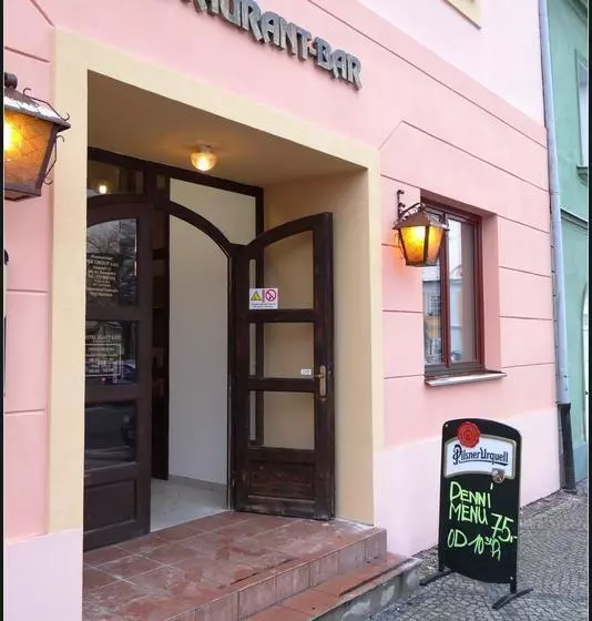 Hotelli Zlatý K í