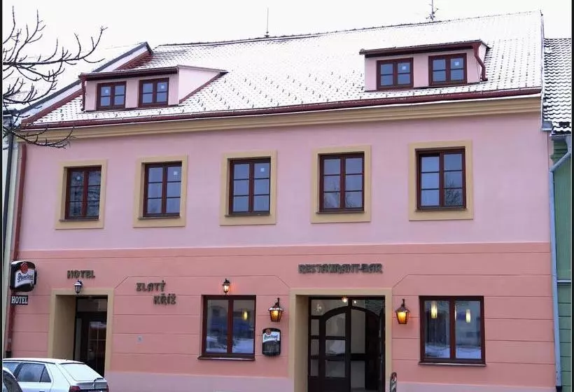 Hotelli Zlatý K í