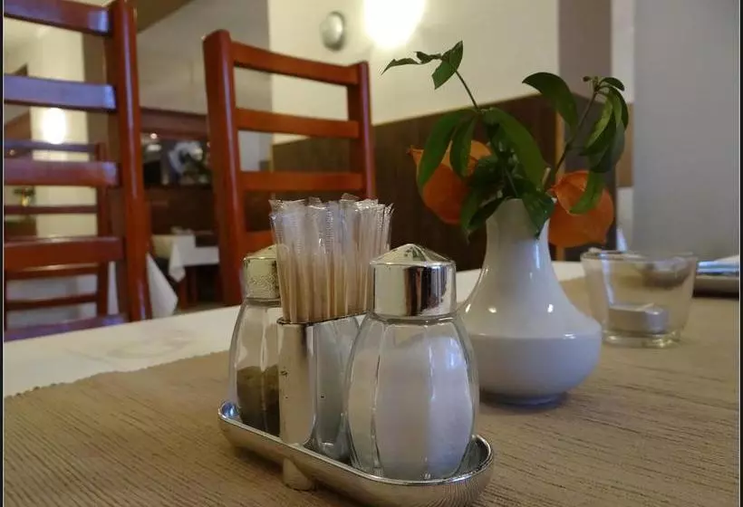 Hotelli Zlatý K í