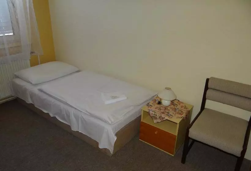 Hotelli Zlatý K í