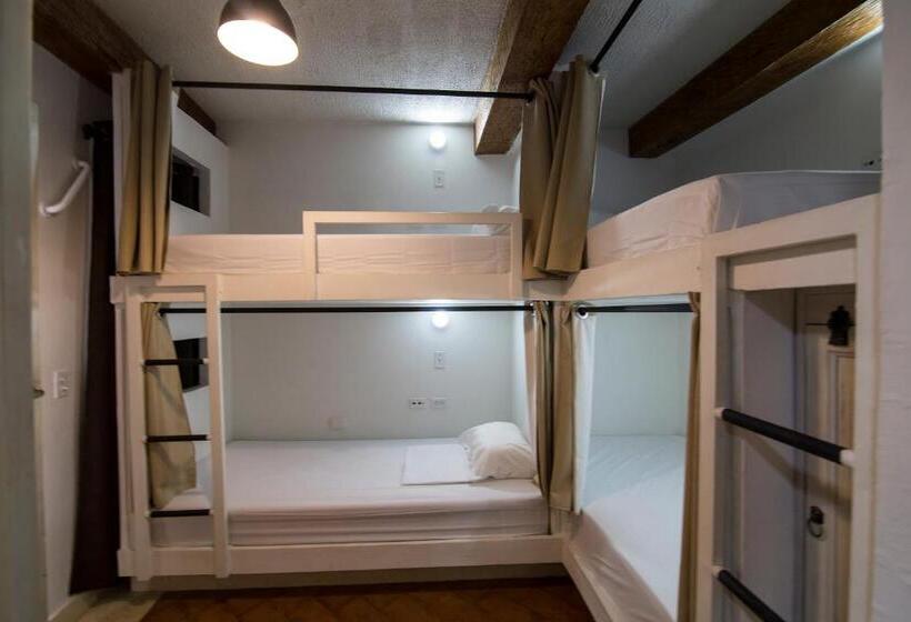 Life Is Good Cartagena Hostel