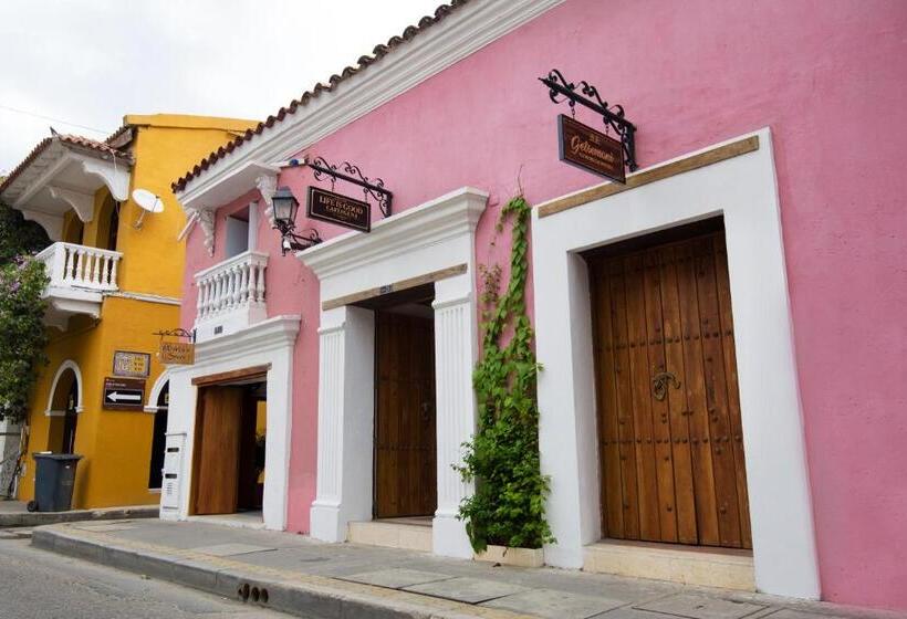 Life Is Good Cartagena Hostel