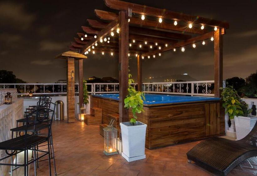 Life Is Good Cartagena Hostel